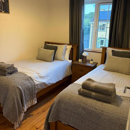 No 17 Killarney Village Ferienhaus Cloghereen